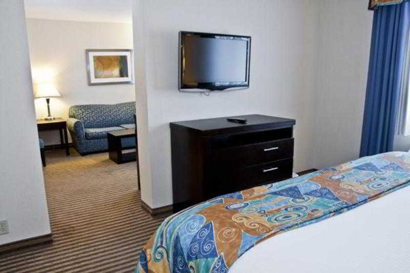 Rodeway Inn Portage Room photo